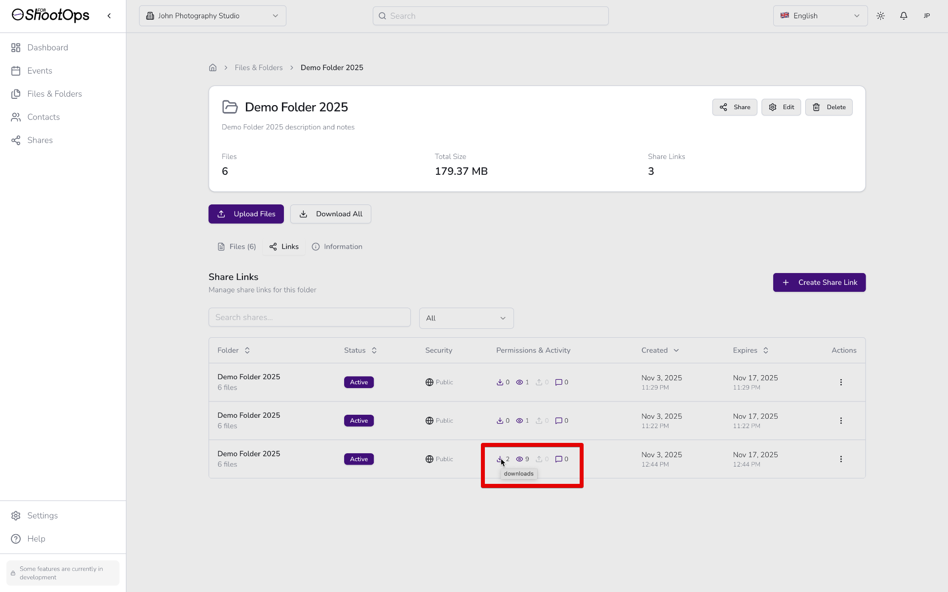 Analítica de enlaces compartidos mostrando descargas y vistas